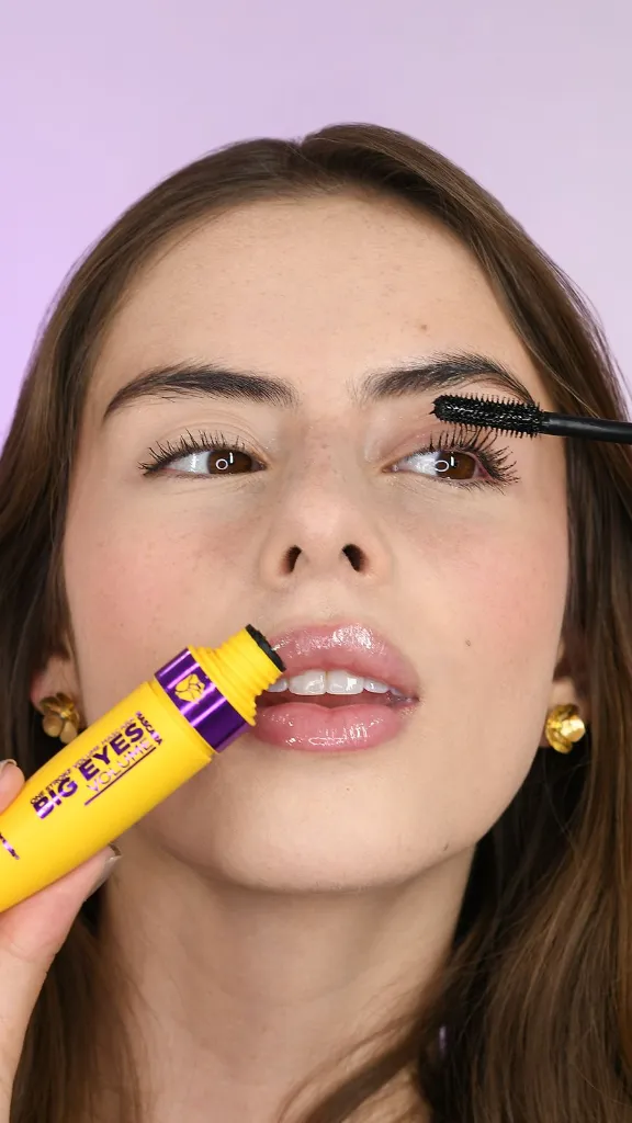 Modelo pestañina Big Eye.webp