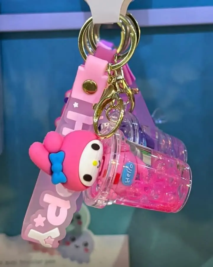 Llavero Hello kitty Vasito