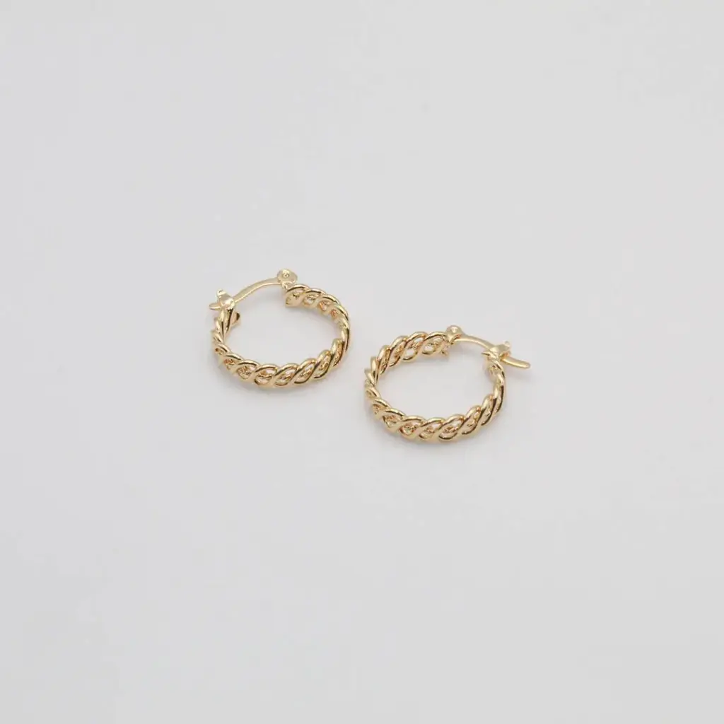 Candonga Dorada Entrelazada Pequeña Ref 217