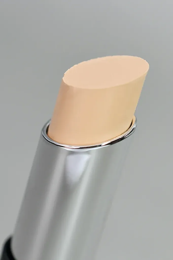 Corrector En Barra Dolce Bella 