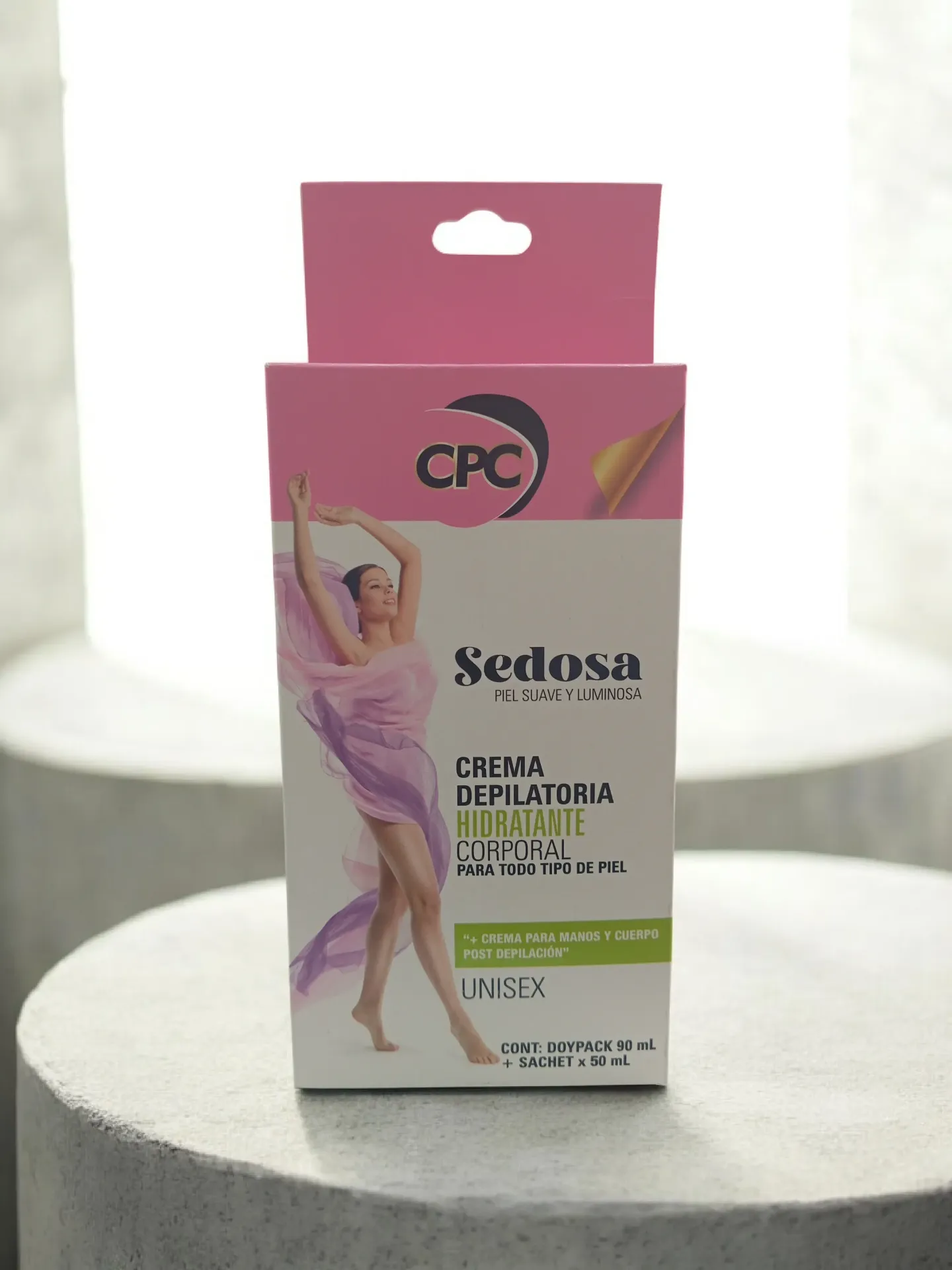 [D3342] Crema Depilatoria Por 90 Ml Con Crema Sachet Para Manos