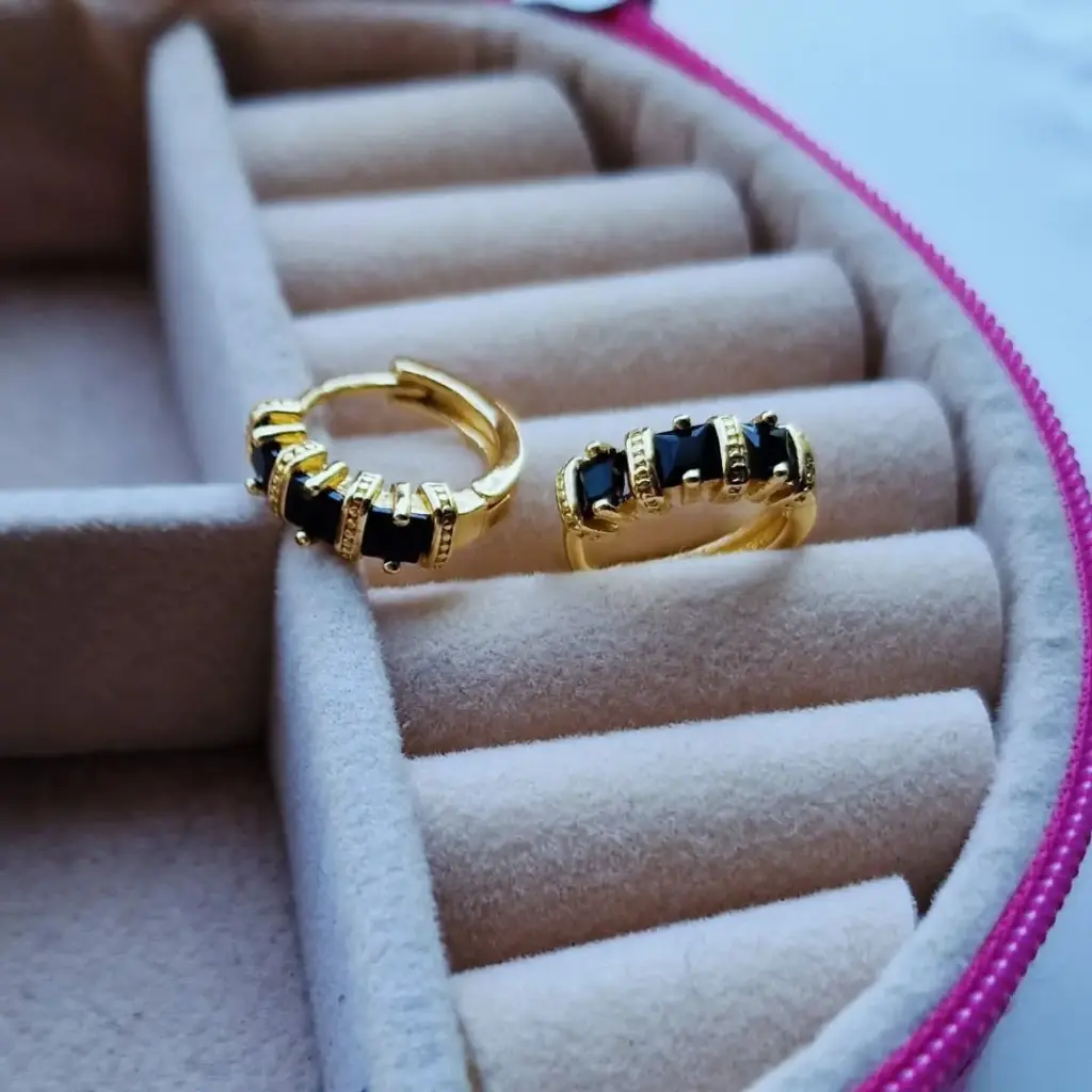 Candongas Over Gold Con Piedras Negras