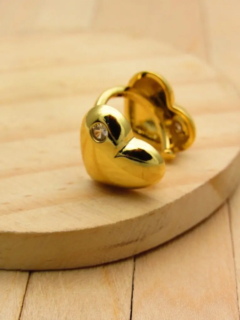 Ear Cuff Corazón Dorado
