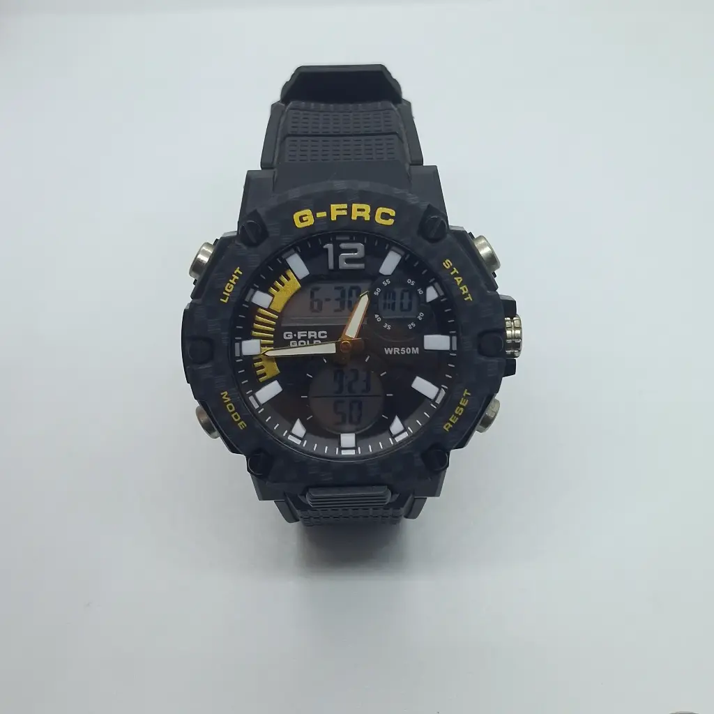 Reloj Deportivo Negro y Dorado Hombre