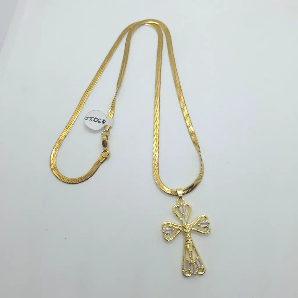 Cadena Rodio Tejido De Serpiente Con Dije Crucifijo Con Piedras Blancas