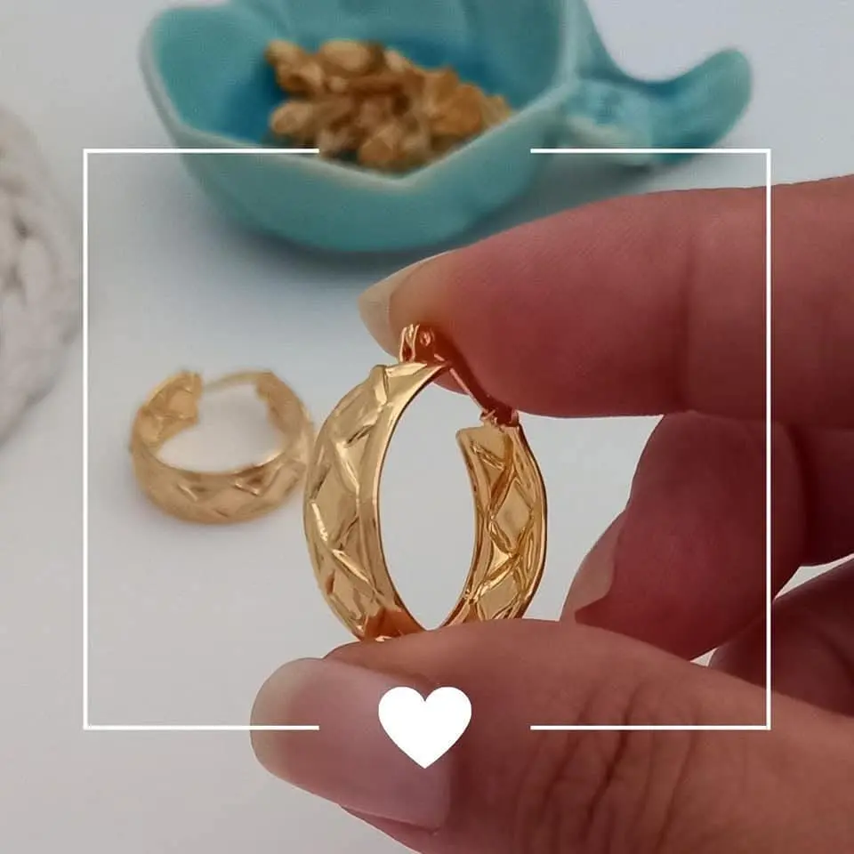 Candongas En Acero Doradas LA442