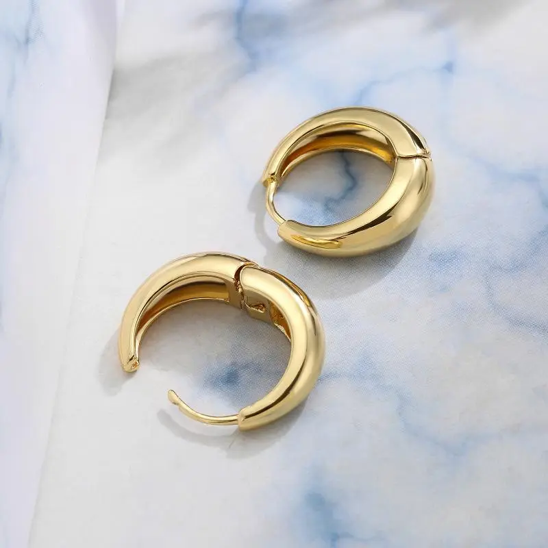 Candongas Gruesas Doradas Tipo Aro Abombado