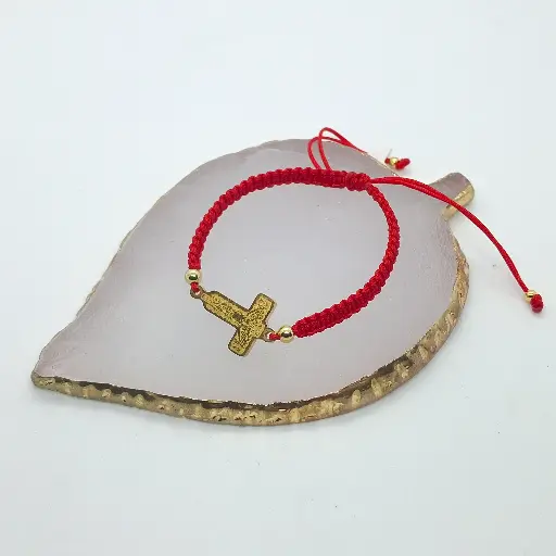 Pulsera Tejida Con Cristo Milagroso