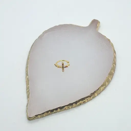 [ENC0000000000729ACC] Earcuff Dorado Pequeño Cristo Con Piedras De Colores