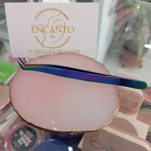 [ENC0000000001317MAQ] Pinza Para Pestañas Tornasol