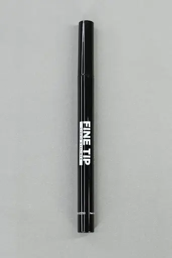 [GB08109] Delineador De Ojos Liquido punta Fina Dolce Bella 